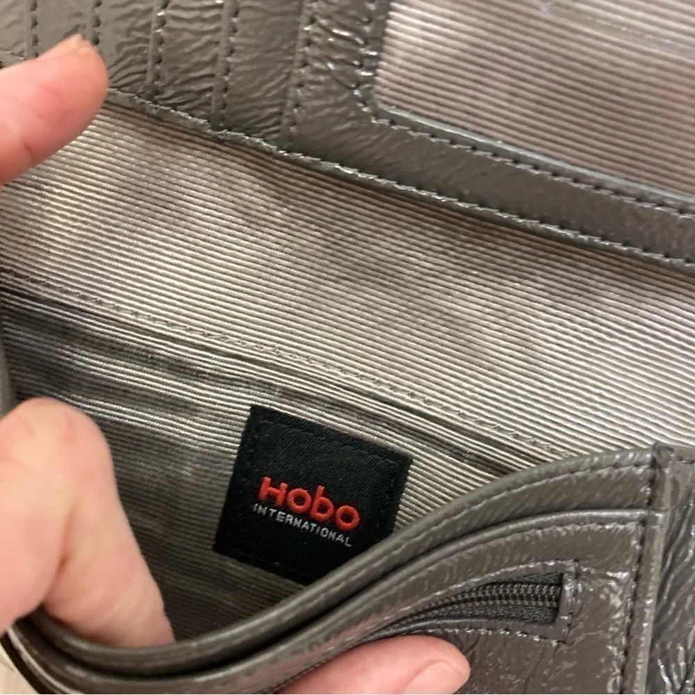 Hobo gray black patent woven leather wristlet wallet